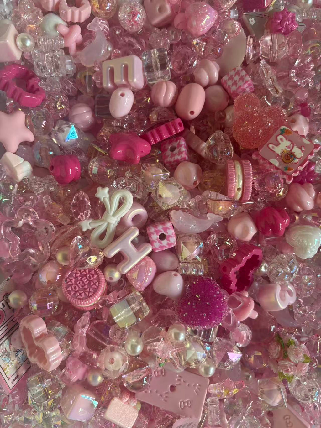 HOT SALE Acrylic mix beads-packing in livetream